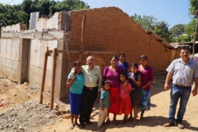 Gobierno de Villacorzo reconstruirá vivienda de viuda 
