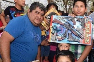CARTELERA POLÍTICA /* Alcalde de Jiquipilas exige moches a ex trabajadores