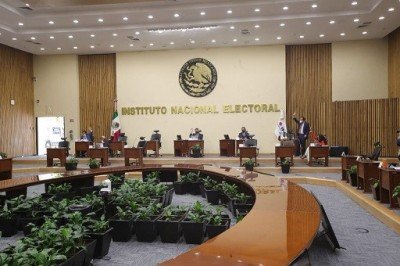 INE rechaza denuncias penales en contra de consejeras y consejeros electorales