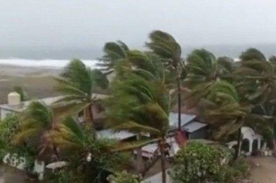 Agatha se debilita a huracán categoría 1 sobre Oaxaca