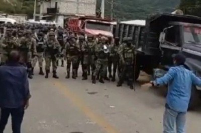 Bloqueos, quema de vehículos y balaceras por ingreso del Ejército a Motozintla